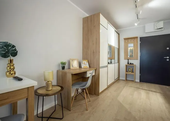 アパート Wigurytower 67' *